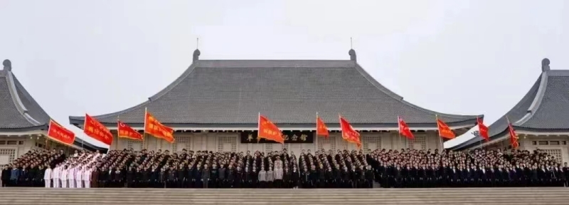 石油学子根植红色基因，清明祭奠缅怀英烈