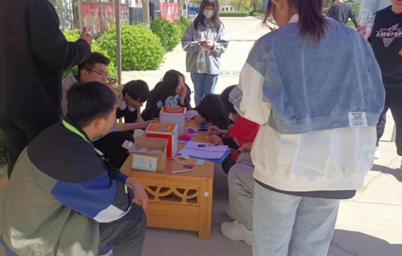 学院心理健康中心开展“享受生活 拒绝焦虑”主题活动