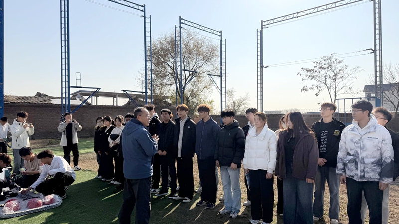 我校石油工程学院以“铁人式”实践活动淬炼团学骨干