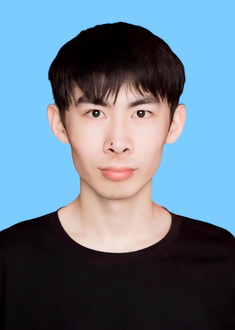何龙_副本.jpg